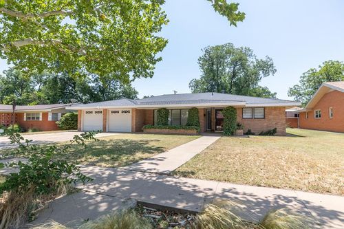 2906 33rd St, Snyder, TX, 79549-4418 | Card Image