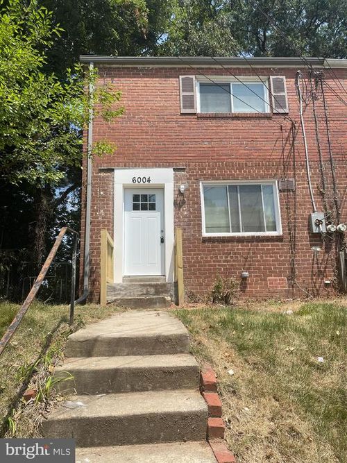 6004 Madison St, RIVERDALE, MD, 20737-2668 | Card Image