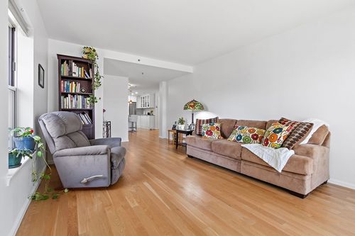 416-300 Allston St, Boston, MA, 02135-7569 | Card Image