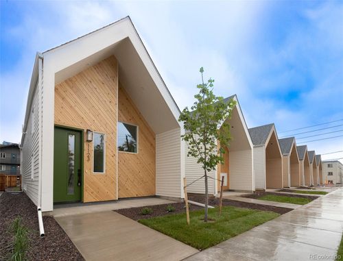 1105 S Dahlia St, Denver, CO, 80246-3126 | Card Image