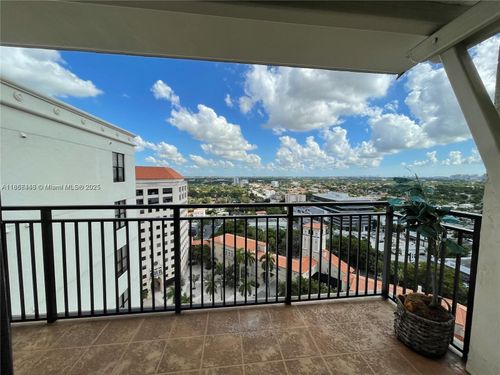 ph13-888 S Douglas Rd, Coral Gables, FL, 33134-7510 | Card Image