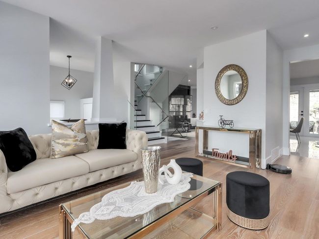 108 Sycamore Dr, House other with 5 bedrooms, 4 bathrooms and 4 parking in Port Moody BC | Image 9
