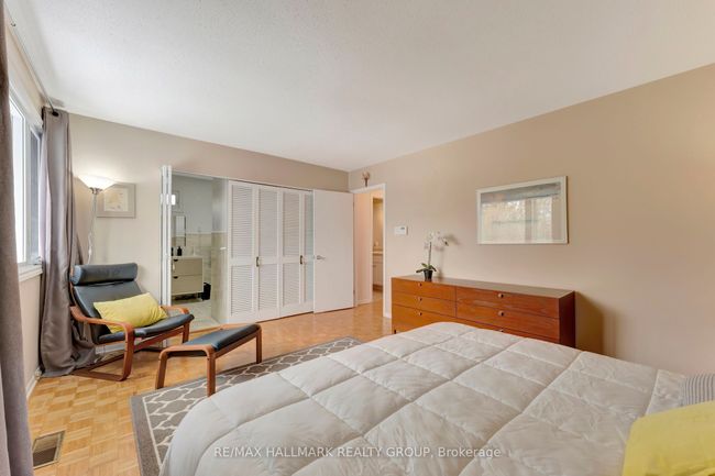 2121 Fillmore Cres, House other with 5 bedrooms, 4 bathrooms and 4 parking in Gloucester ON | Image 19