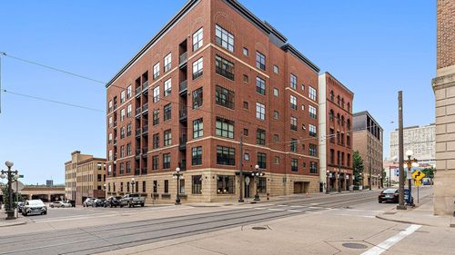 409-270 4th St E, Saint Paul, MN, 55101-2709 | Card Image