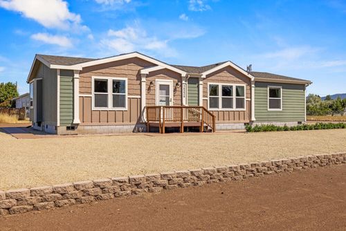 34234 Glen Dr, Chiloquin, OR, 97624-8743 | Card Image