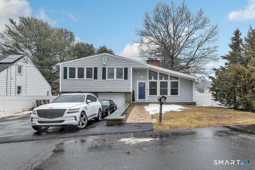 110 Grenelle St, Bridgeport, CT, 06606-2311 | Card Image