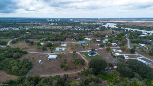 1053 Right Side Rd, MOORE HAVEN, FL, 33471 | Card Image