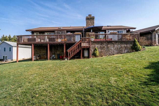 368 Broadmoor Ln, House other with 3 bedrooms, 3 bathrooms and null parking in Broadway VA | Image 22