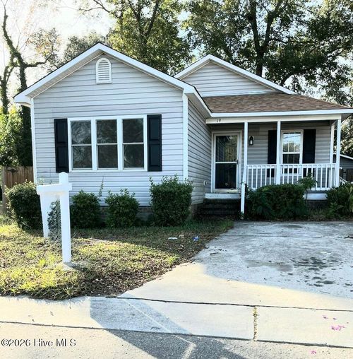 19 Montgomery Ave, Wilmington, NC, 28405-3139 | Card Image