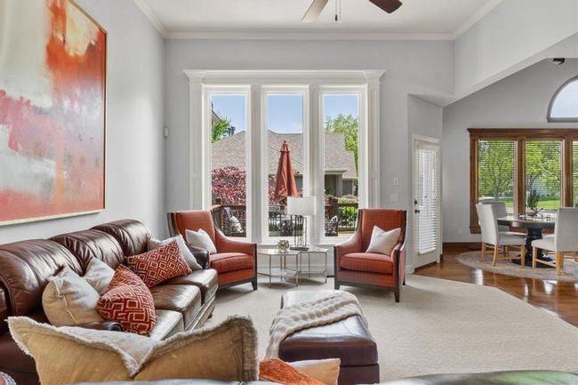 8127 Lone Elm Rd, House other with 5 bedrooms, 5 bathrooms and null parking in Lenexa KS | Image 6