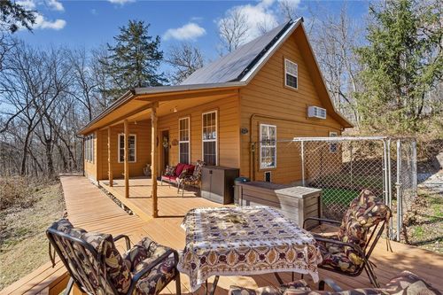 340 Mcnatt Rd, Neosho, MO, 64850-7912 | Card Image