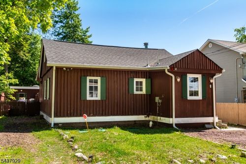 5 Sewell Rd, Hewitt, NJ, 07421-1711 | Card Image