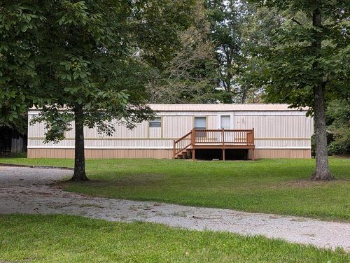 41 Acorn Ln, Crossville, TN, 38571-3764 | Card Image