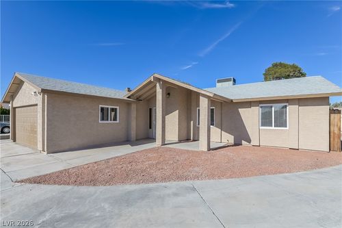 5322 Camden Ave, Las Vegas, NV, 89122-7037 | Card Image