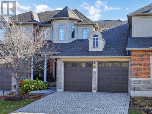 37 Tucker Crt, Aurora, ON, L4G7T2 | Card Image