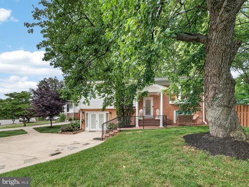 13427 Delaney Rd, DALE CITY, VA, 22193-4833 | Card Image