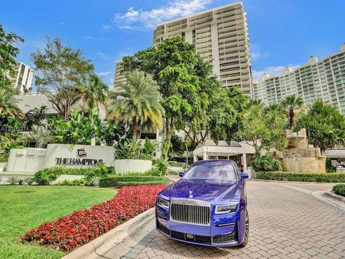 2409-20281 E Country Club Dr, Aventura, FL, 33180-3034 | Card Image