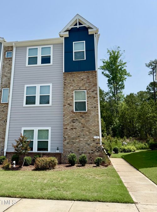 730 Firebrick Dr, Cary, NC, 27519-9642 | Card Image