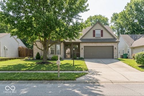 2421 Manita Dr, Indianapolis, IN, 46234-3709 | Card Image