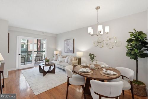 2-303-1045 N Utah St, ARLINGTON, VA, 22201-5751 | Card Image