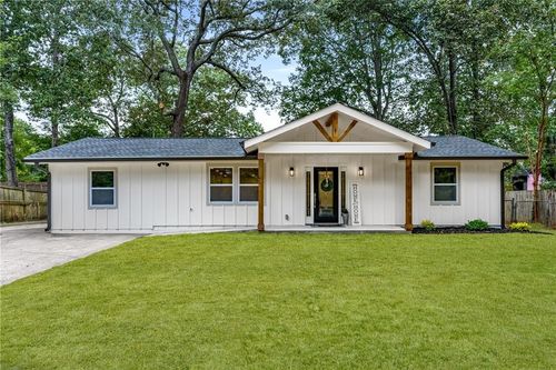 2740 Ivanhoe Ln Se, smyrna, GA, 30082-2035 | Card Image