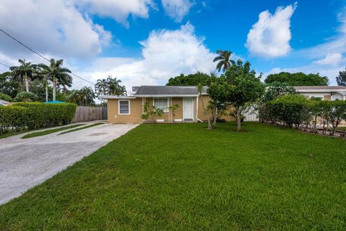 3 Miller Rd, Palm Springs, FL, 33461-3649 | Card Image