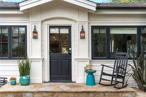 411 Poplar St, Laguna Beach, CA, 92651-1702 | Card Image