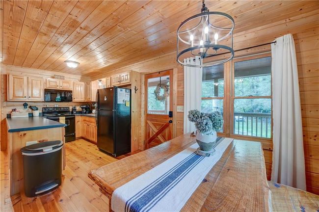 46 Floral Ct, House other with 2 bedrooms, 2 bathrooms and null parking in Ellijay GA | Image 9