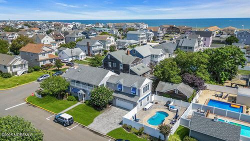 118 New York Ave, Point Pleasant Beach, NJ, 08742-3332 | Card Image