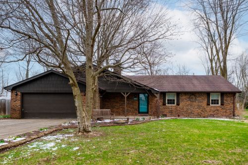 100 E Michelle Ln, Pendleton, IN, 46064-9537 | Card Image