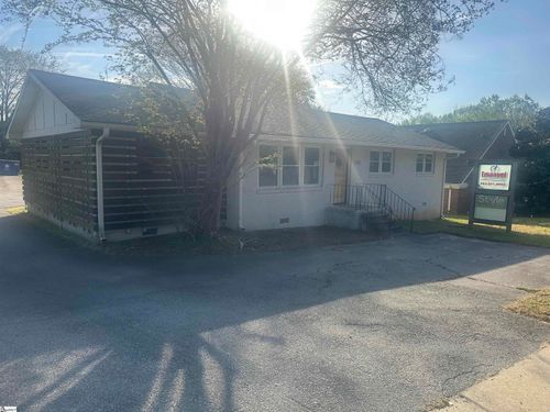 1320 Haywood Road, Greenville, SC, 29615 | Card Image