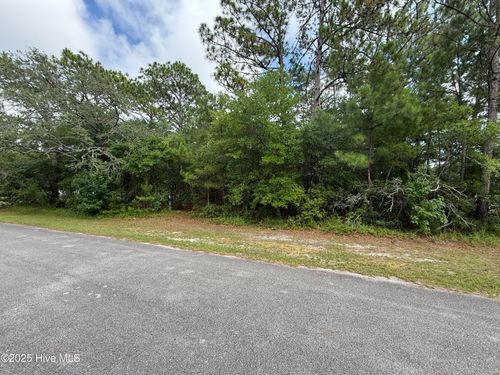 11-949 Lower County St Sw, Calabash, NC, 28467-2813 | Card Image