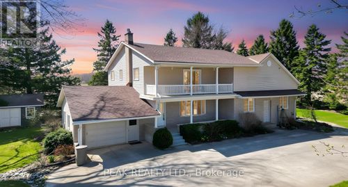 3498 Rd 109, Perth East (South Easthope), ON, N0B2R0 | Card Image