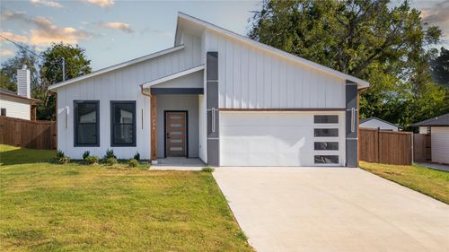 1304 Hemphill St, Greenville, TX, 75401-4807 | Card Image
