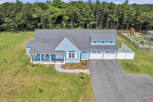 8 Dylans Way, East Falmouth, MA, 02536-6284 | Card Image