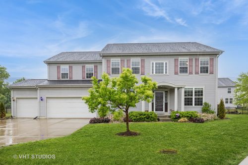 3756 Innesbrook Ct, Algonquin, IL, 60102-6340 | Card Image
