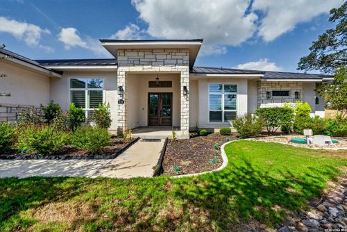 909 Annabelle Ave, Bulverde, TX, 78163-2556 | Card Image