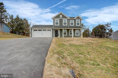 4307 Percy Ave, CHAMBERSBURG, PA, 17202-9144 | Card Image