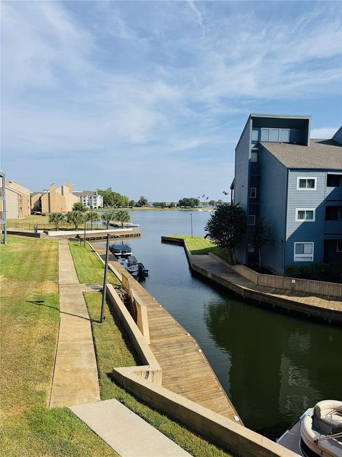 apt-234-12500 Melville Dr, Montgomery, TX, 77356-8994 | Card Image