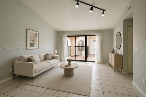 8-18250 Mediterranean Blvd, Hialeah, FL, 33015-5767 | Card Image