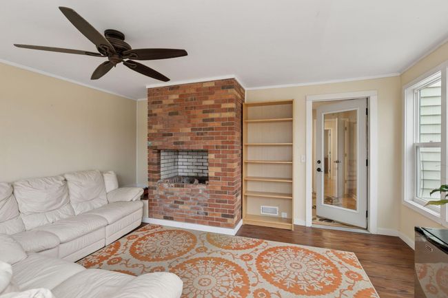 Another fireplace! | Image 13