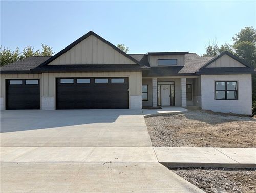170 Pleasant Hill Drive Nw, Swisher, IA, 52338 | Card Image