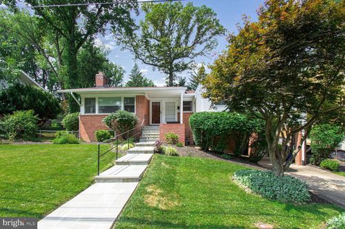 7902 Rocton Ave, CHEVY CHASE, MD, 20815-3912 | Card Image