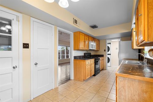 apt-b-2122 41st St, Los Alamos, NM, 87544-1741 | Card Image