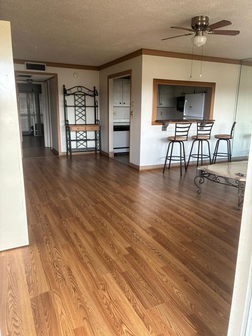 306-700 Village Green Ct, Palm Springs, FL, 33461-6521 | Card Image