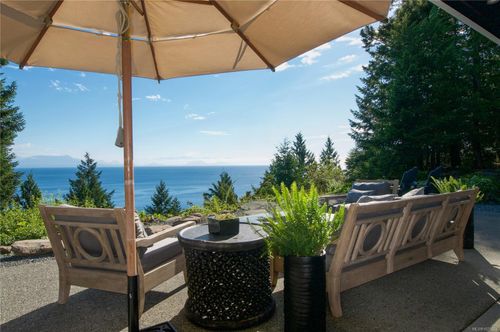 765 Horseshoe Rd, Gabriola, BC, V0R1X3 | Card Image