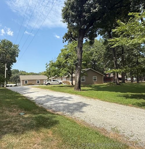 56402 E 285 Rd, Afton, OK, 74331-2863 | Card Image