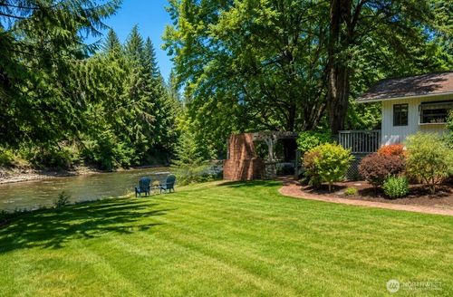 24416 Se 246th St, Maple Valley, WA, 98038-8275 | Card Image