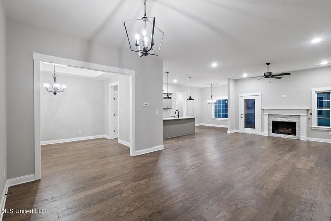 Livingroom | Image 9