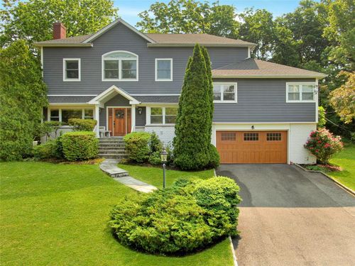 21 Winding Brook Rd, New Rochelle, NY, 10804-2007 | Card Image